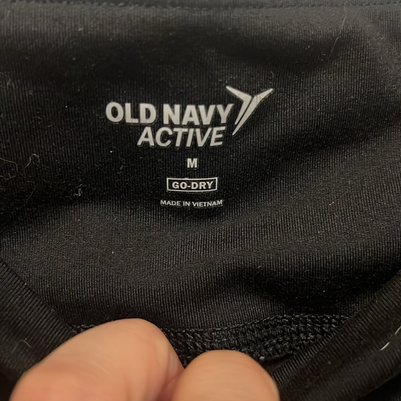 Old Navy Athleisure Mesh black leggings - Picture 3 of 3